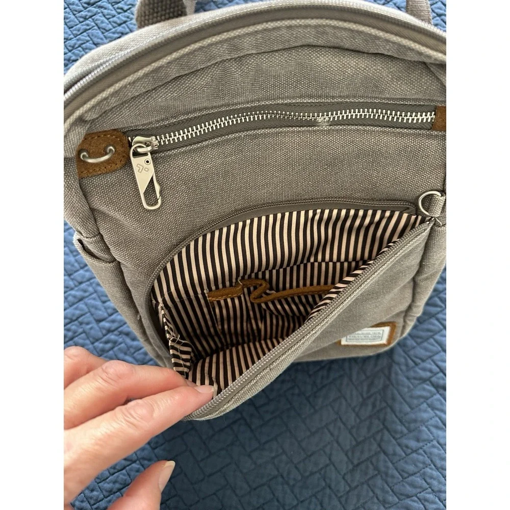 Travelon Anti-Theft Heritage Tour Bag Pewter - 33074-540, Pewter